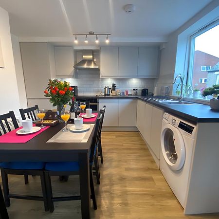 Cambridge Stays Riverside Apart Hotel With 2Br Flats At The City Centre-Parking-Balcony מראה חיצוני תמונה
