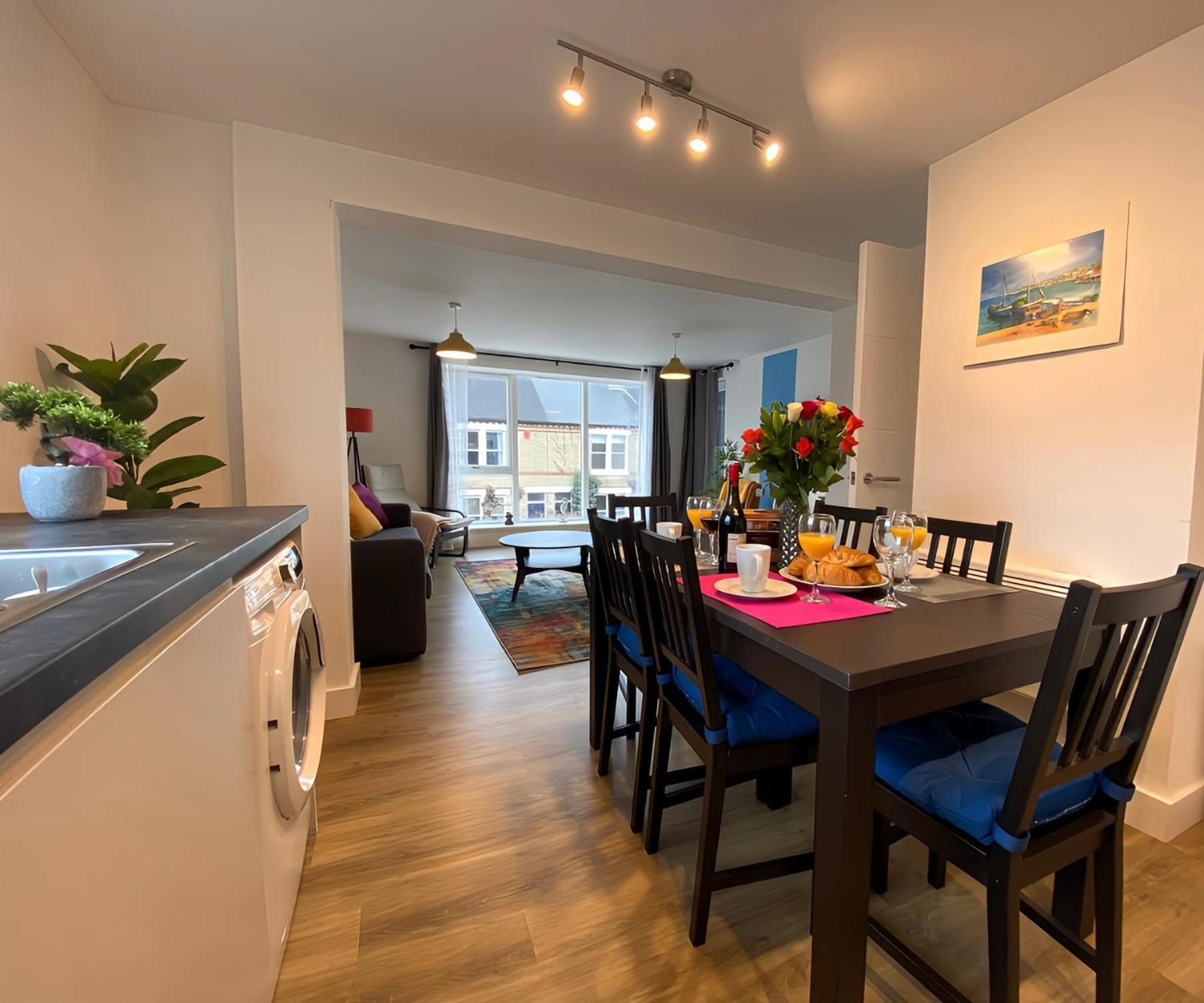 Cambridge Stays Riverside Apart Hotel With 2Br Flats At The City Centre-Parking-Balcony מראה חיצוני תמונה