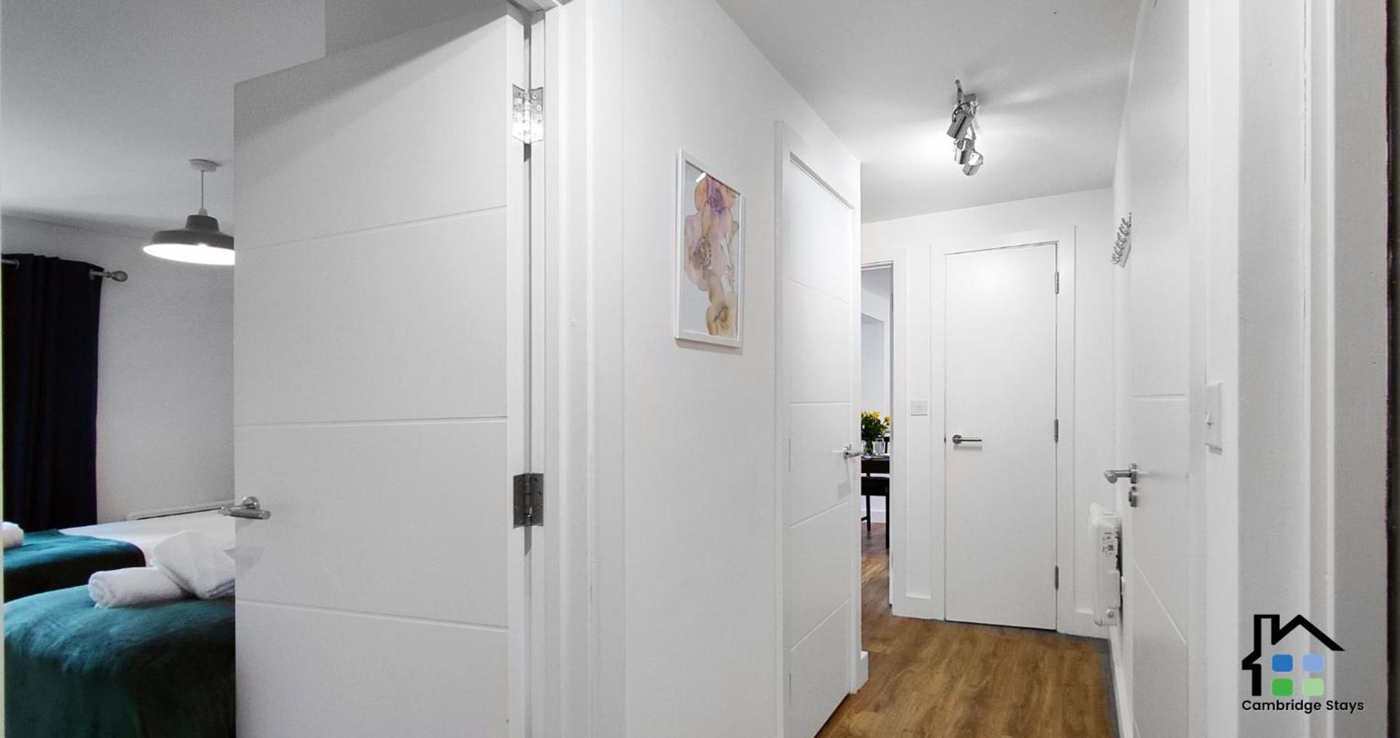 Cambridge Stays Riverside Apart Hotel With 2Br Flats At The City Centre-Parking-Balcony מראה חיצוני תמונה